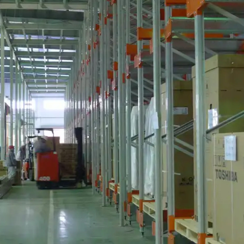 Impact Resistant Q235B Steel Drive in Racking System Stable Structure Food Processing Plant Mass Cargo Storage Rack